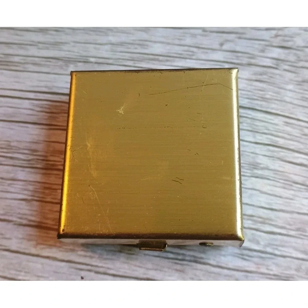 Vintage‎ Portrait Baseball Player Batting 1.5 x 1.5 Clasp Trinket Pill Box Case
